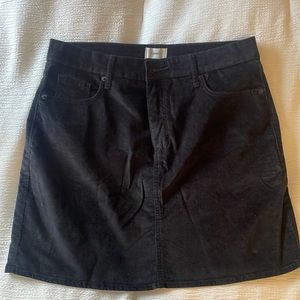 Old Navy velvet black skirt